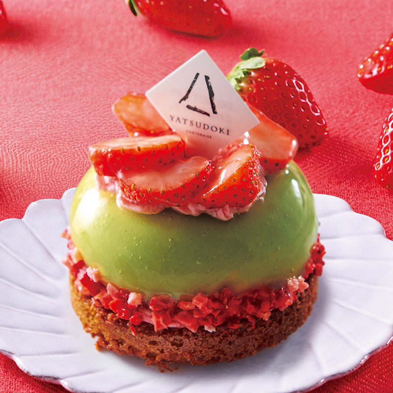 自社農園苺とピスタチオのムース