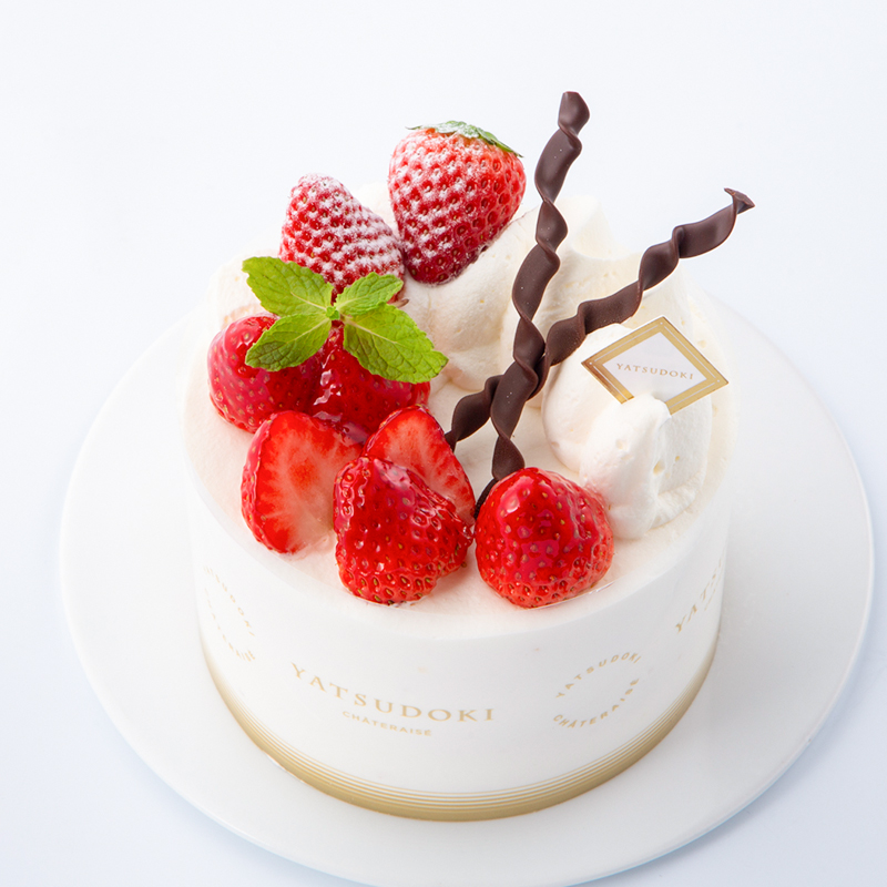 自社農園苺のフレーズショート (Whole) 11cm